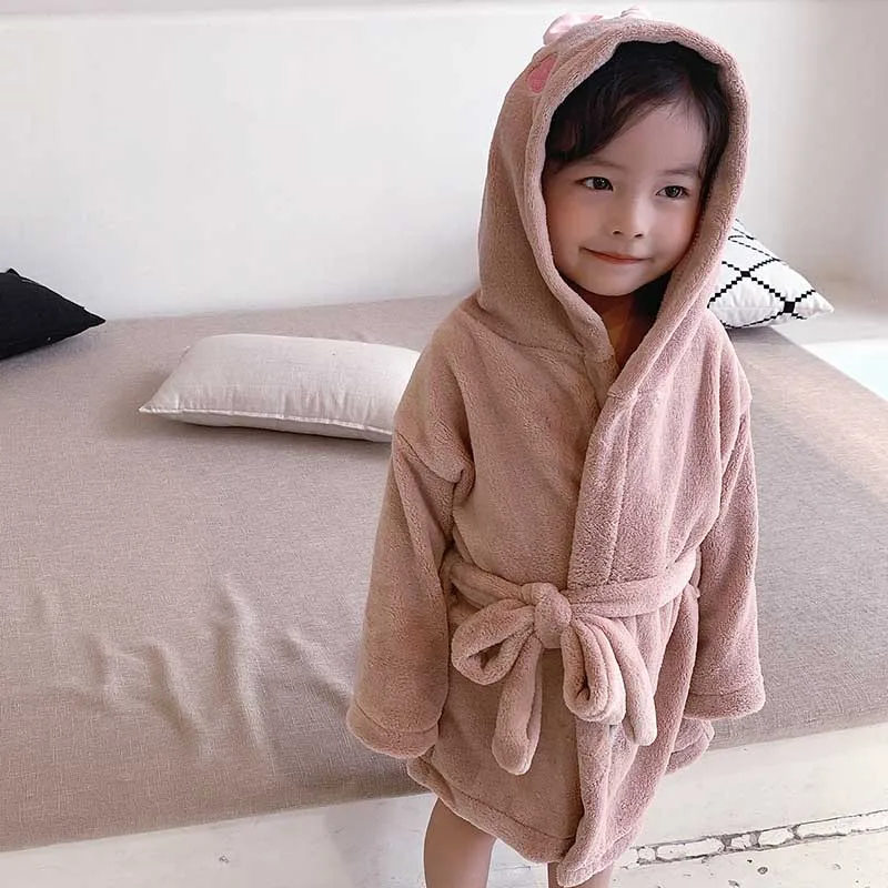 Банные халаты для малышей, пижамы с капюшоном и рисунком, зимний теплый фланелевый банный халат для маленьких мальчиков, детская одежда для сна - Цвет: khaki