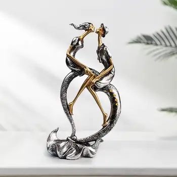 

Kiss Couple Figurine Resin Handcarfts Lovers Statue Figurine Home Decoration Original Design Love Handicraft for Home Office