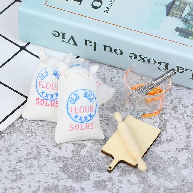 New Flour Salt Bags Eggbeater Rolling Pin Model Doll House Accessories 1:12 Dollhouse Miniature 5