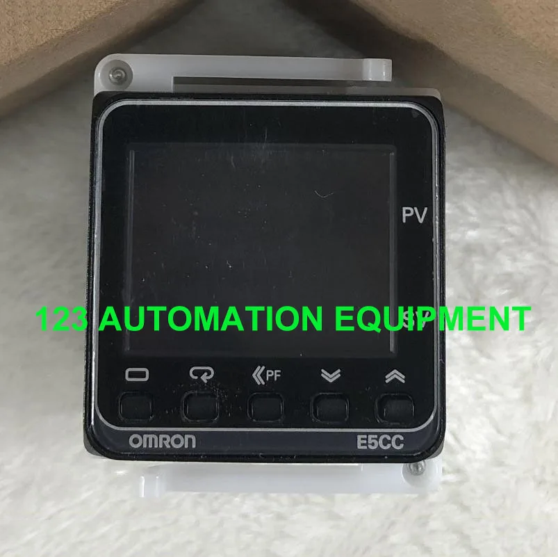 OMRON E5CC-RX2ASM-880, E5CC-QX2ASM-880 переключатель температуры