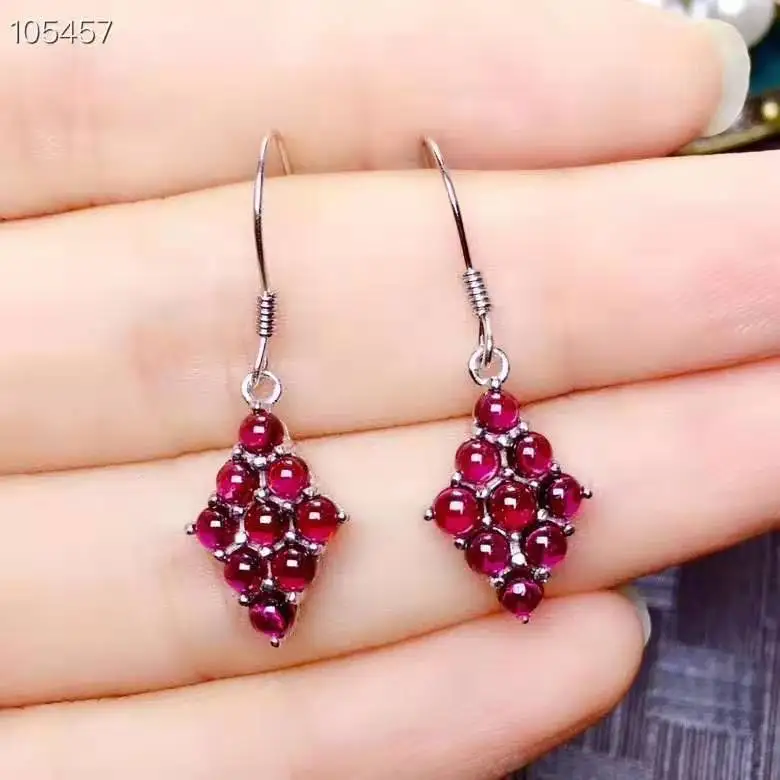 Серьги из серебра 925 пробы с натуральным гранатом 3 мм | Украшения и аксессуары