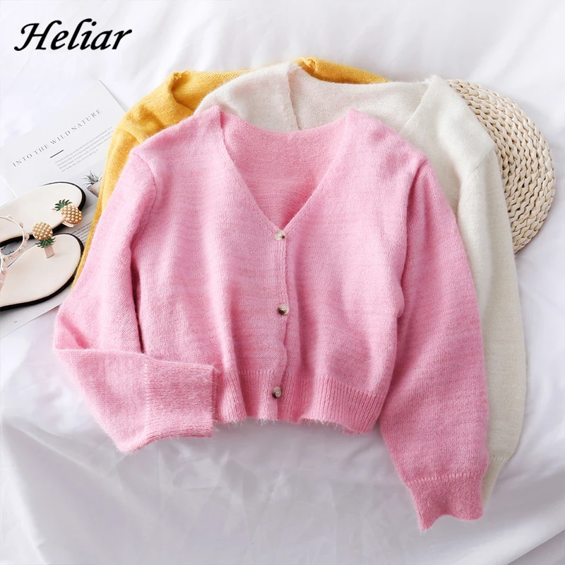 

Heliar Women Buttoned Up Cardigans Solid Plain V-Neck Loose Knitting European Style Sweater Women Highstreet 2019 Autumn Sweater