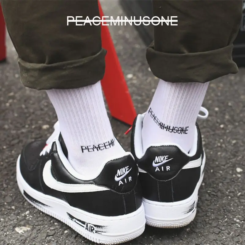 2020 Новые забавные носки peaceminusone tide брендовые GD те же носки-трубы черные и белые