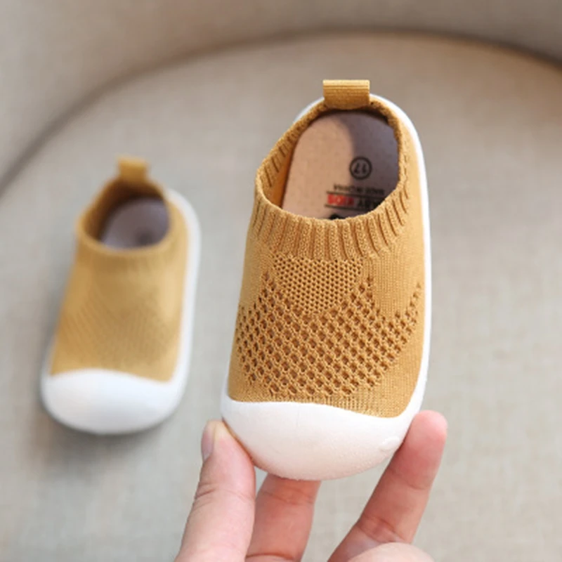 first time walking shoes for babies