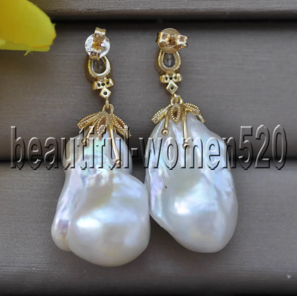 

MTC·STAR Z11137 A+ 28mm White Baroque Reborn Keshi Pearl Dangle Earring CZ