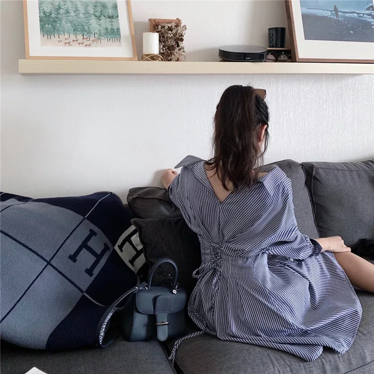 

2019 New Dress Blue Back Strap Stripe Long Sleeve Shirt Dress Small Fresh Knee-Length Full Striped Straight Sexy Dress Women