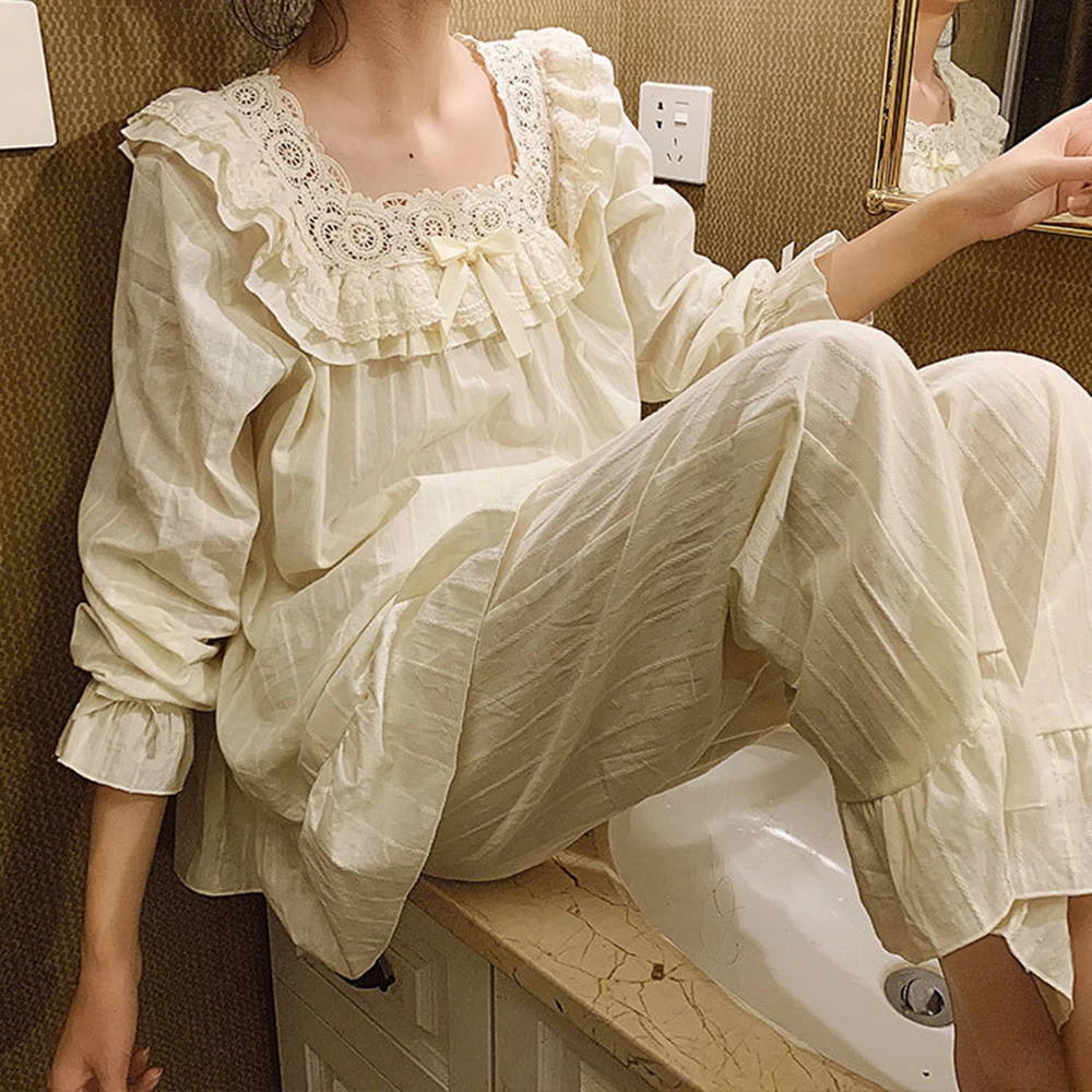 

2020 Spring and Autumn Princess gong ting feng Cute Sweet Tracksuit Set Cotton Woven Pajamas Women