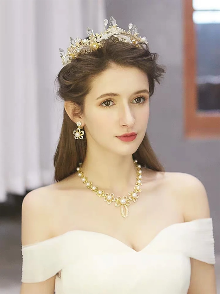 Wedding Women Shell Pearl Crystal Rhinestone Crown Bride Bridesmaid Gold Plating Head Hoop Bridal Metal Flower Hair Band Tiara Wedding Women Shell Pearl Crystal Rhinestone Crown Bride Bridesmaid Gold Plating Head Hoop Bridal Metal Flower Hair Band Tiara