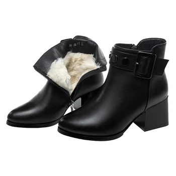 

2020 winter new women's fur integrated snow short boots leather leather thick heel belt buckle non-slip women's boots