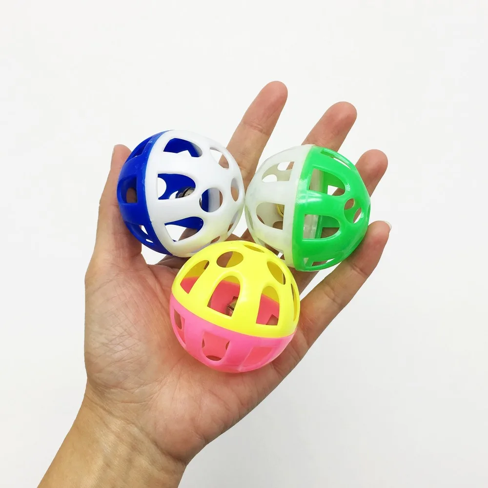 Bonzerpet Кот полый шар с кольцом колокольчика играя Жевательная царапина красочный пластиковый шар Интерактивная забавная клетка тренировочная звуковая игрушка