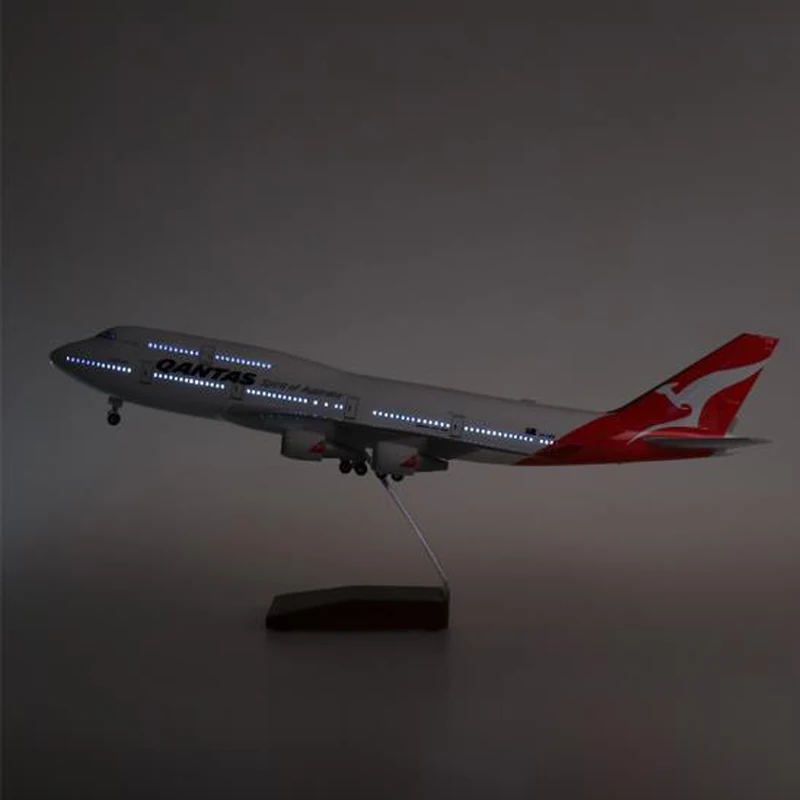 1/130 47 см самолет QANTAS Airlines B747 модель самолета Dreamliner Airways самолет с светильник на колесах