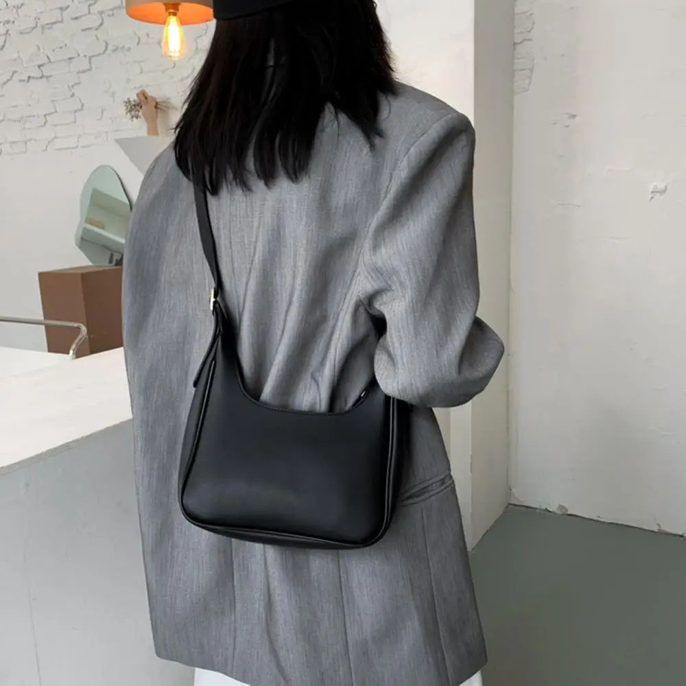 The Simple Crossbody Bag