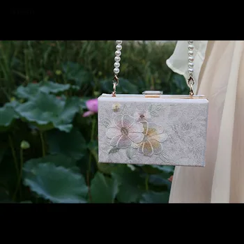 

Alasir Vintage Women Handmade Bag Small Square Bag Hanfu Cheongsam Bag Double-sided Embroidered Flower Pearl Chain Bag