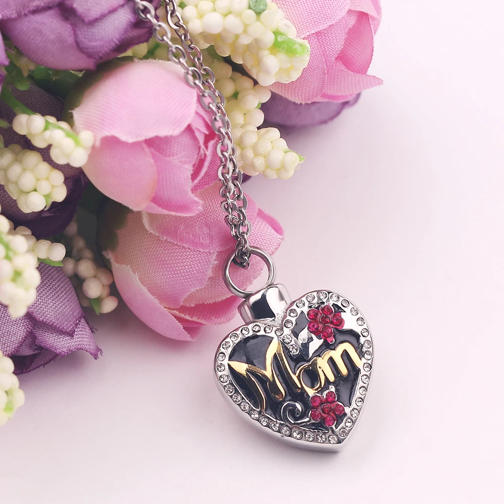 

Heart Mom Aroma Necklace Magnetic Stainless Steel Aromatherapy Essential Oil Diffuser Perfume Pendant Necklace Mother Jewelry