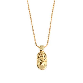 

European and American Oval Statue of Liberty Pendant Necklace Female Vintage Roman Style Clavicle Chain