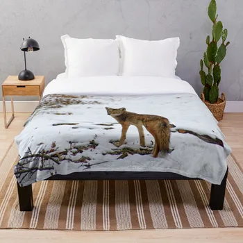 

Coyote In The Snow Throw Blanket Soft Sherpa Blanket Bed Sheet Single Knee Blanket Office Nap Blanket
