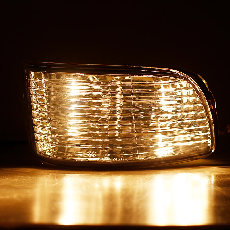 Pair Front Bumper Fog lamp For Toyota Crown 2005-2009 Lamp