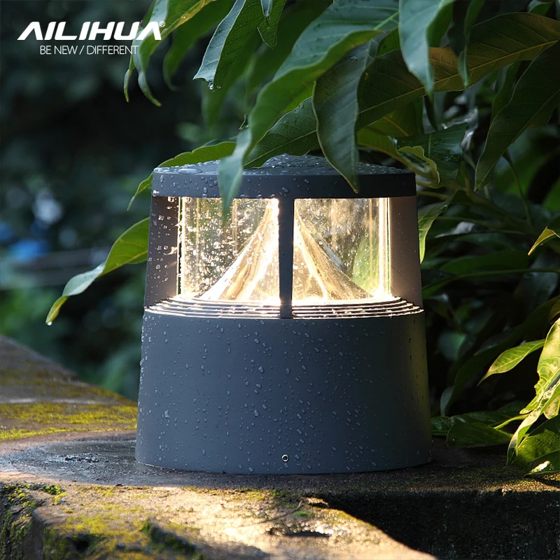 Outdoor column head lamp Garden Villa wall lamp door column lamp gate column head lamp column lamp 30 cm lawn lamp