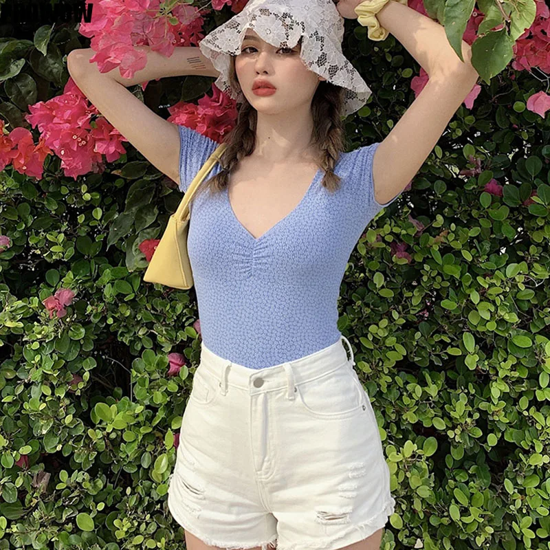 Korean Sexy Cotton Slim Ladies Tops Shirts 2020 Summer Casual V Neck Short Sleeve Tees Femme Knitted Floral Print T Shirts Women