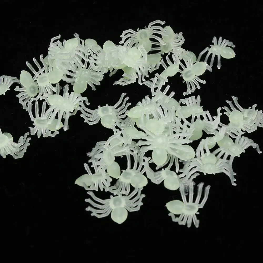 50 Pcs/Set Creative Luminous Realistic Fake Spiders 2*1.4cm Plastic Trick Play Toy For Party Halloween Haunted House Decoration