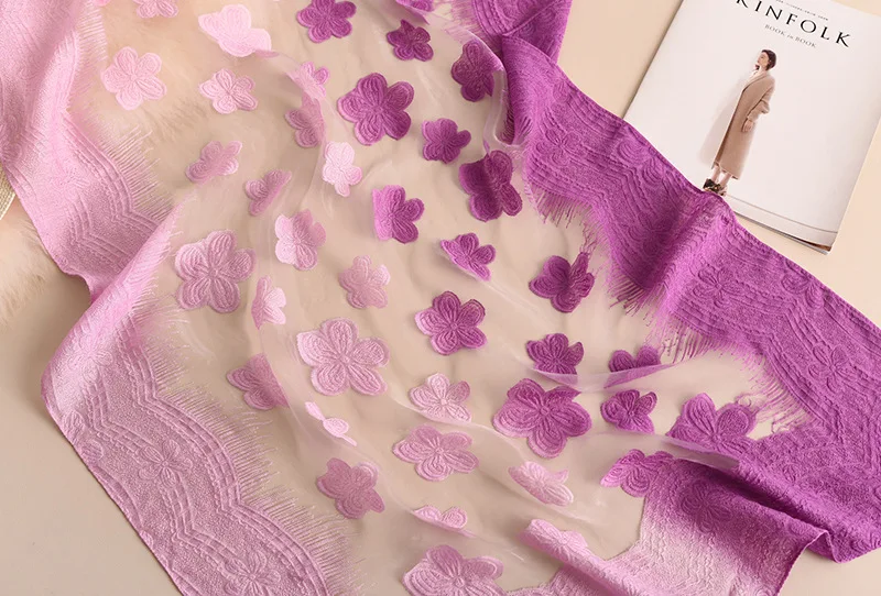 11606579883_2070773686