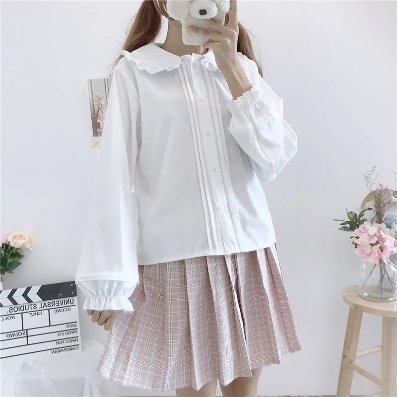 Girl Black White Long Sleeve Lolita Shirt Women Blouses Retro Vintage Blouse Shirts For Woman Sweet Peter Pan Collar Tops Party