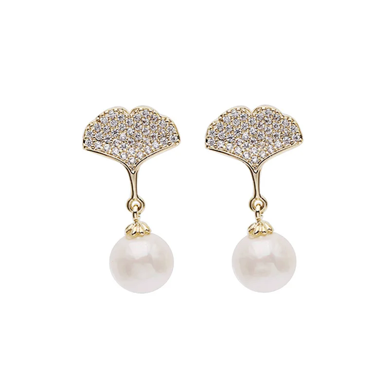 

Queen Lotus Leaf Shape AAA Cubic Zircon Pearl Women Earrings Personality Weeding Earring for Party vintage earring