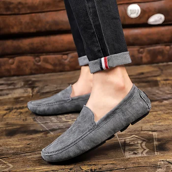 

2020 New Classic Leather Men's Loafers Luxury Men Casual Shoes Moccasins Breathable Slip on Brown Driving Shoes Men Pigskin