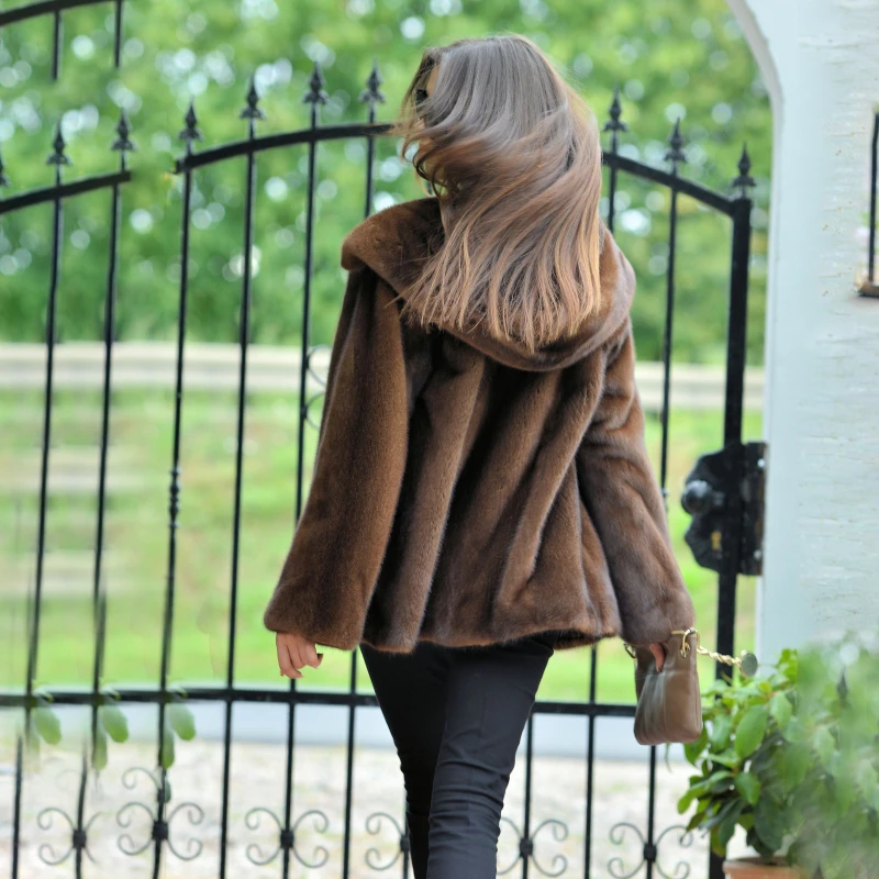 FURSARCAR New Real Whole Skin Brown Mink Fur Women Fashion Winter Coat Luxury Lady Genuine Natural Fur Hooded Jacket Femme