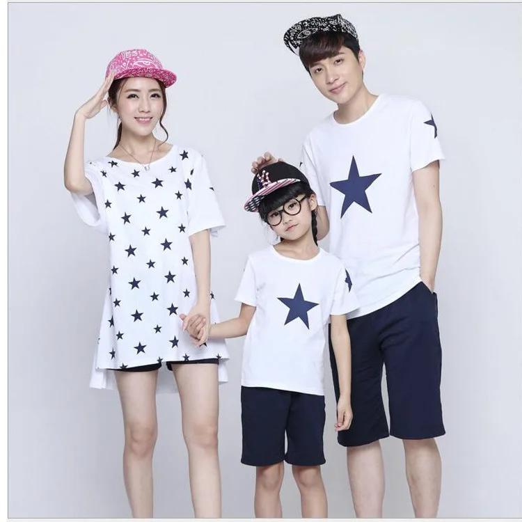 Одинаковые комплекты для семьи; футболки для мамы и меня, папы и сына; одежда для семьи; детская футболка; топы с принтом со звездами; комплекты