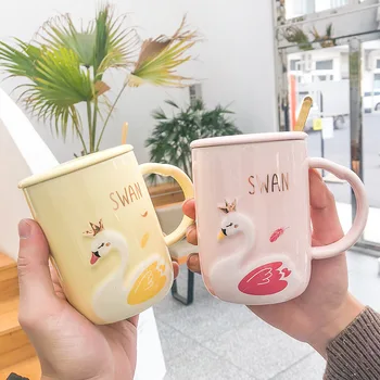 

Korea Cute Embossed Swan Ceramic Cups with Lid Spoon Pink Yellow Creative Breakfast Milk Mugs Large Capacity Juice Mugs for Kids
