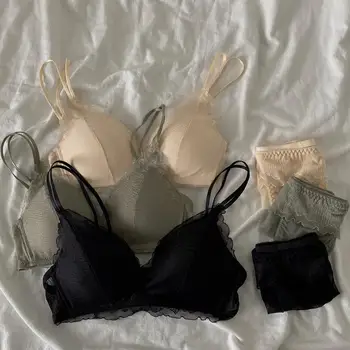 

2020 new Korean rimless thin bra gathered French sexy bra lace breathable underwear set for women