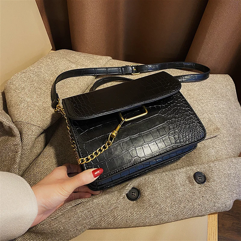 

2019 new crocodile pattern women bag fashion shoulder bag messenger bag lady small bag mobile phone bag wallet
