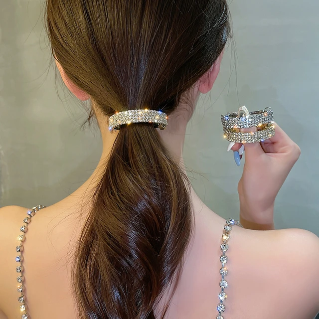 Runmi Catena con strass per capelli in oro e cristallo, accessorio per  capelli per donne e ragazze (Gold) : : Bellezza