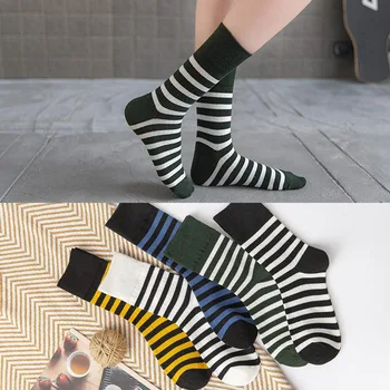 

Ladies Personality Cotton Striped Tube Socks Harajuku Style Breathable Cotton Socks