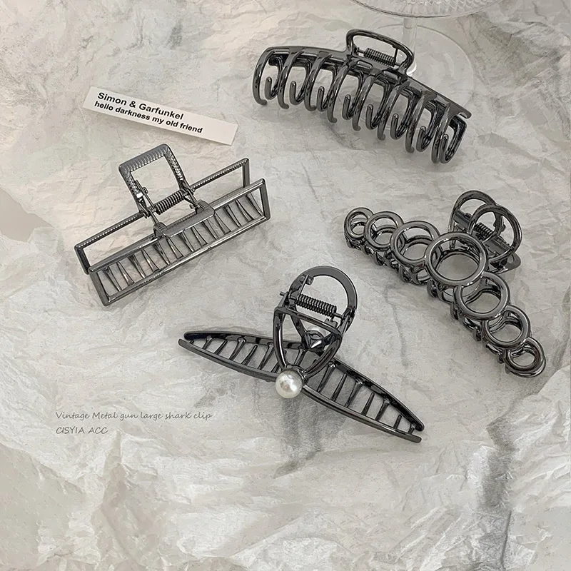 2021 NEW Metal Barrettes Women Fashion Hair Claws Gunmetal Hair Clips Hairpins Lady Hair Accessories Ornaments Crab Octoups