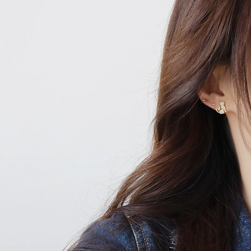 Ins 뜨거운 판매 절묘한 마이크로 상감 지르코니아 여성을위한 작은 고양이 귀걸이 귀여운 큐빅 지르코니아 스터드 귀걸이 일일 보석 펜던트