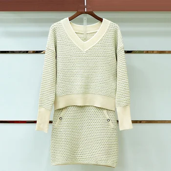 

2020 Spring Check Woven Bright Silk V-neck Sweater Top + Skirt Set