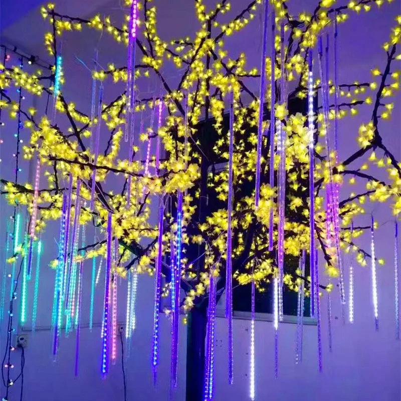 8888645955_1535853106
