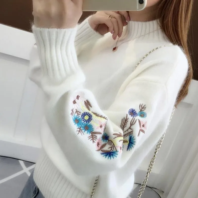 2020New Hot Women Half Turtleneck Embroidered Sweater Female Loose Knitted Pullover Autumn Winter Ladies Casual Jumper pull