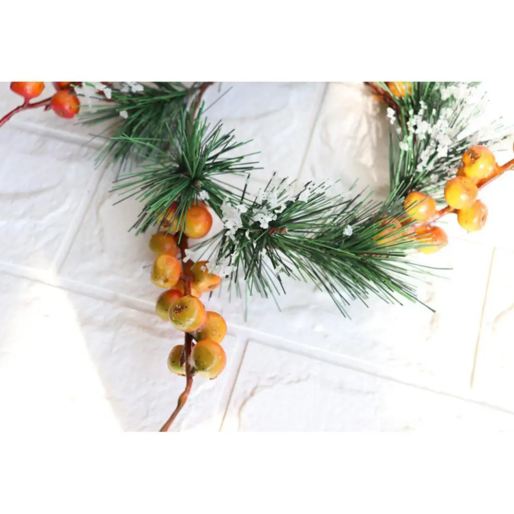 Artificial Plants Berry Shape Wreath with Green Leaves for Christmas Door Window Decoration