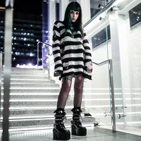 Punk Gothic długi Unisex sweter 2021 lato kobiety paski fajne Hollow Out Hole Broken Jumper Loose Rock cienki ciemny Streetwear Top 6