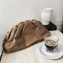 Клатч на день, вечерние, женские сумочки, большие, с рюшами, на подушку, кожаная сумка, сумочка,, летняя сумка