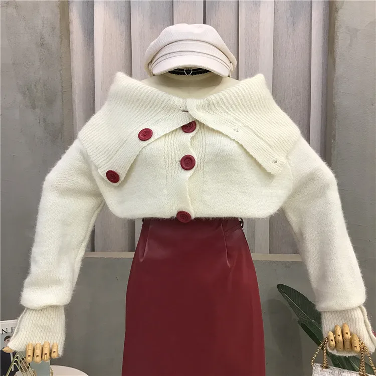 

Autumn and Winter Strapless Shoulder Sweater Woman 2019 New Korean Single-row Button Loose Short Knitted Cardigan Coat