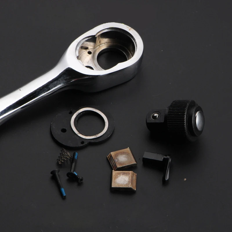 3336584396_2082045501