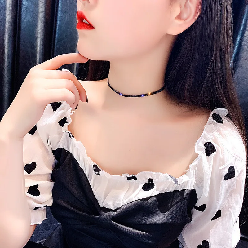 Японский и корейский простой черный и серебряный Кристалл Короткое женское ожерелье модные вечерние короткое ожерелье