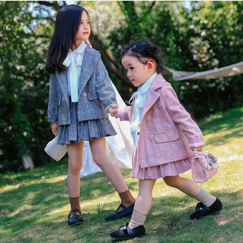 

Brand Kids Girl Suits 2 Pcs Set Plaid Coats + Pleated Skirts Designer Autumn Winter Little Girl Fashion Kids Outfit 4 5 6 8 year