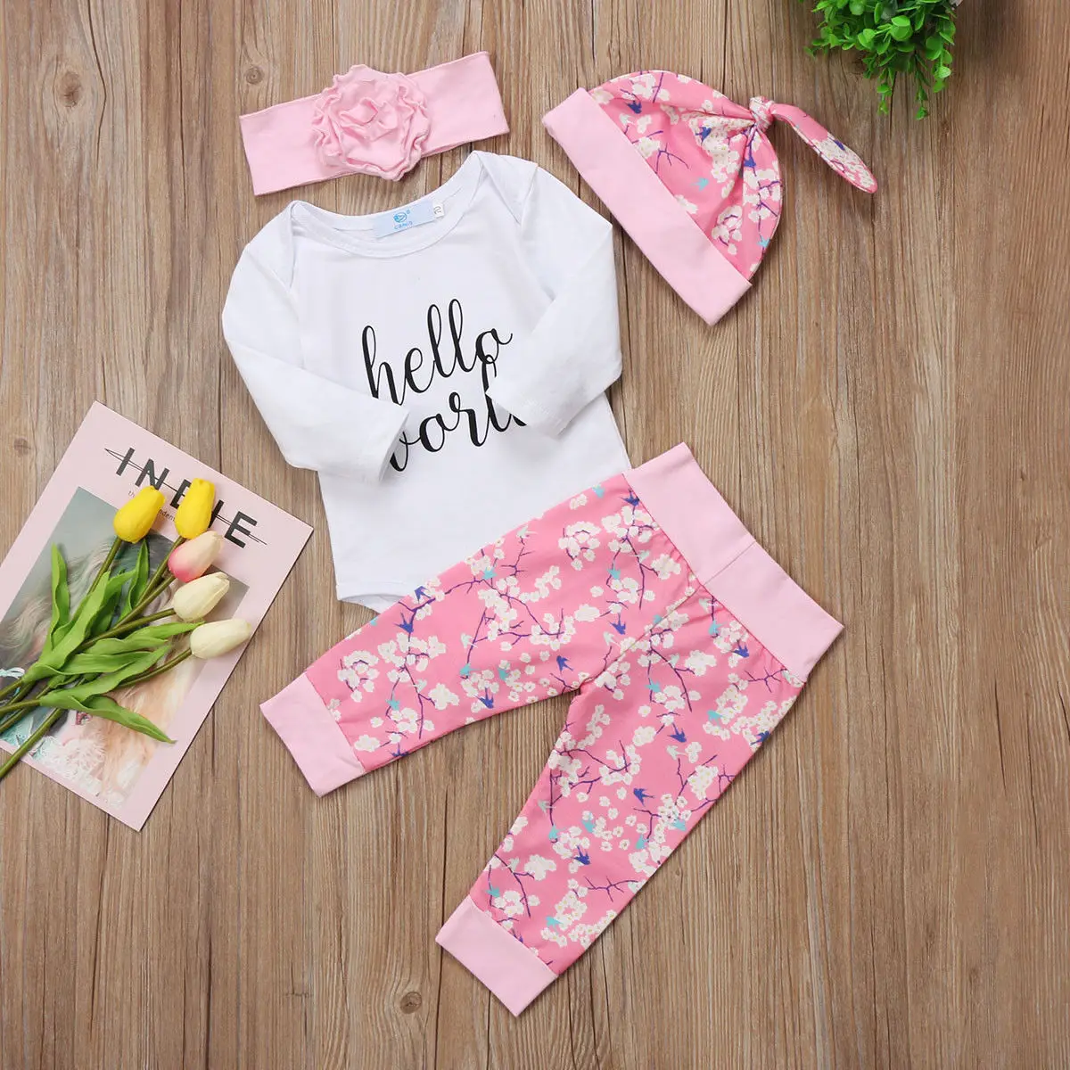 Новинка 2019 года; милые наряды для маленьких девочек «Hello World»; хлопковый комбинезон с цветным узором и надписью; комплект со штанами; сезон