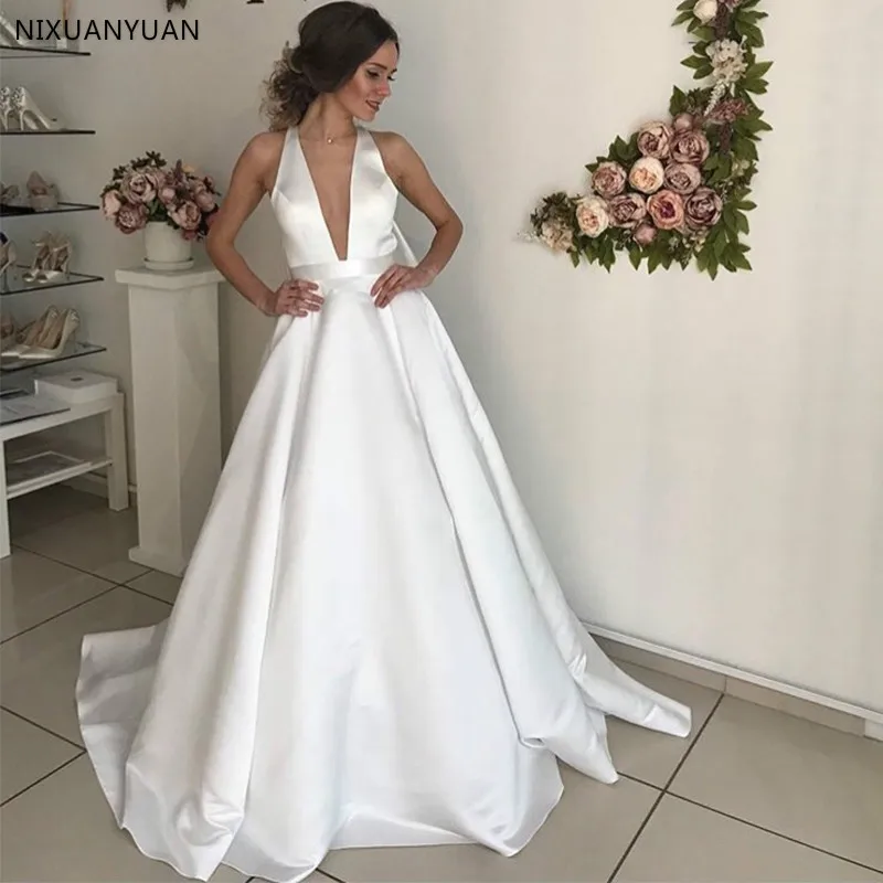 V-hals Jurk Halter Hals Wit Ivoor Satijnen Bruids Jurk Backless Robe De Maria Afneembare Boog Vestido De Noiva V-hals Jurk Halter Hals Wit Ivoor Satijnen Bruids Jurk Backless Robe De Maria Afneembare Boog Vestido De Noiva
