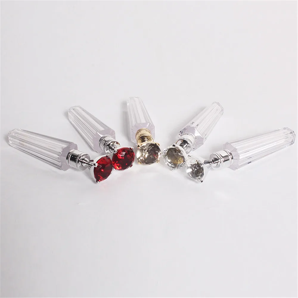 12267663952_1640170381